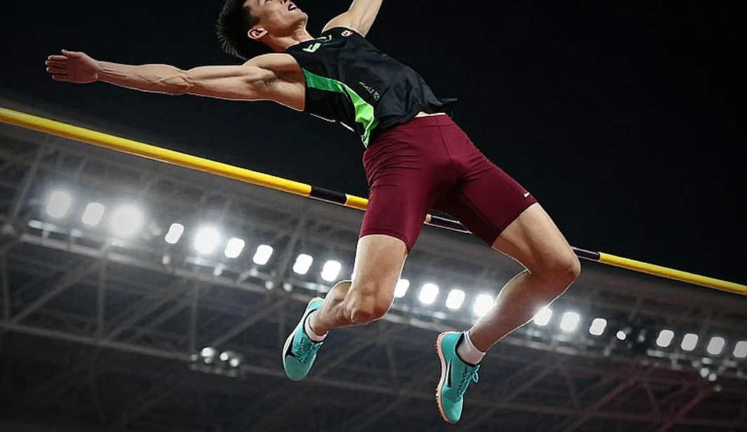 Amy Hunt lập kỷ lục mùa giải với 22.16 giây ở Diamond League, sẵn sàng cho 100m